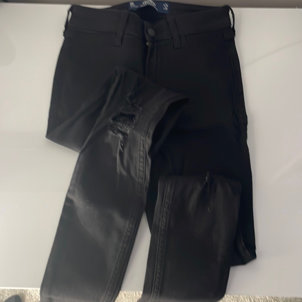 Black skinny jeans from Hollister W24 L26